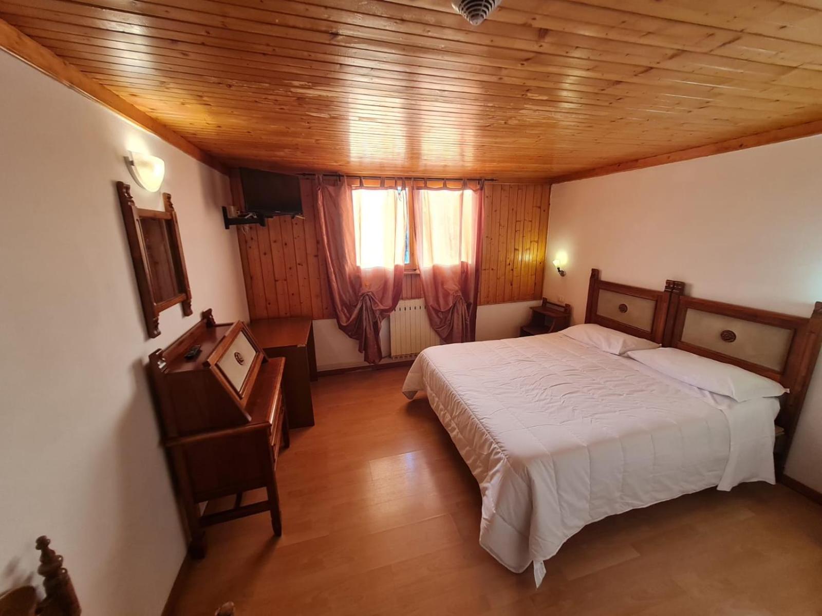 Hostel Il Pirata Cavareno Exteriér fotografie