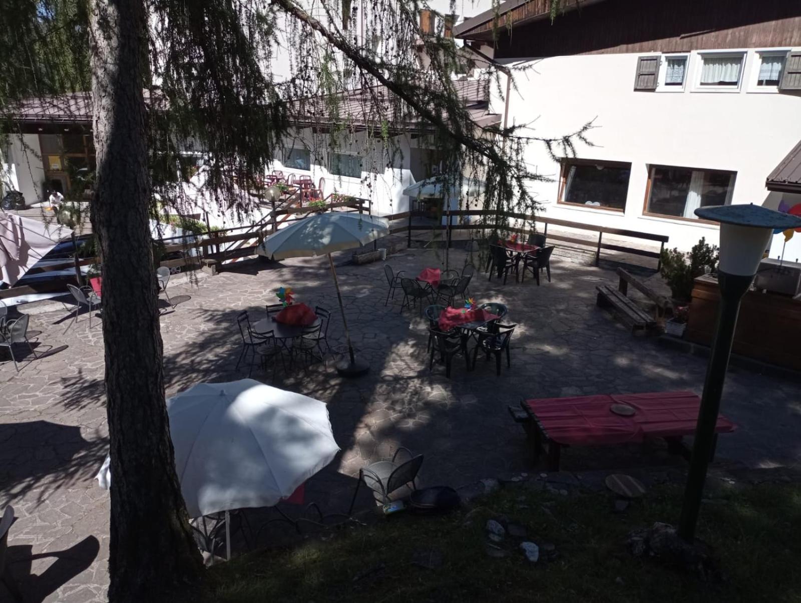 Hostel Il Pirata Cavareno Exteriér fotografie
