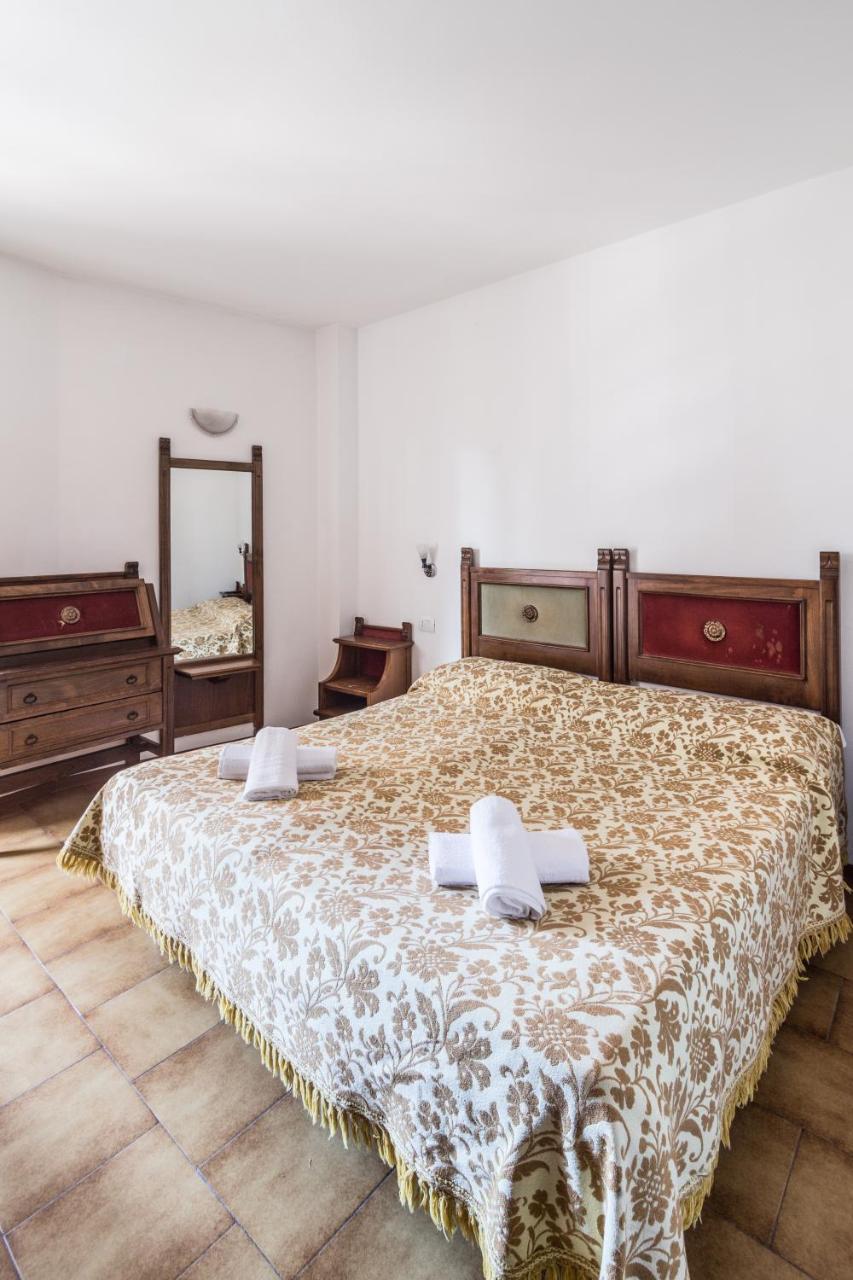 Hostel Il Pirata Cavareno Pokoj fotografie